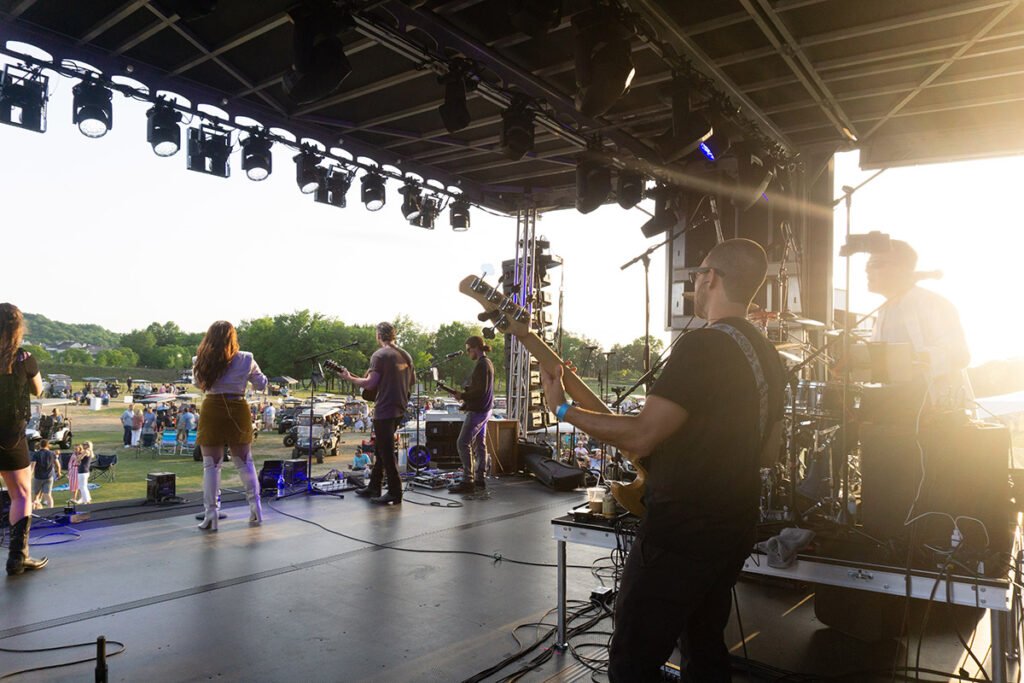 Six String Circus