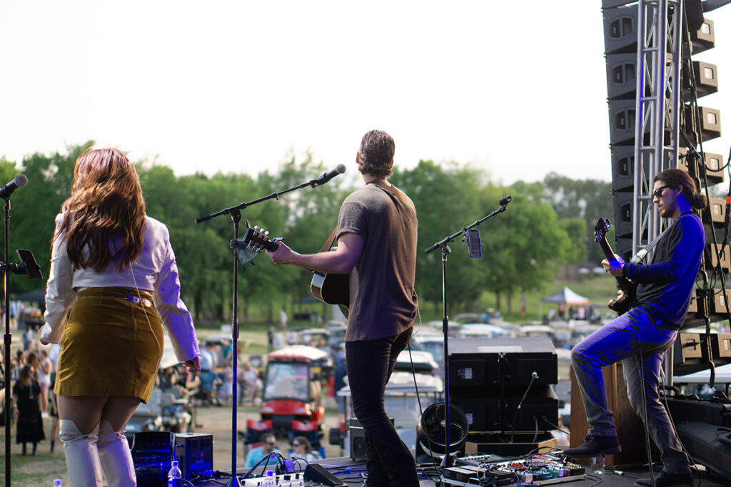 Six String Circus