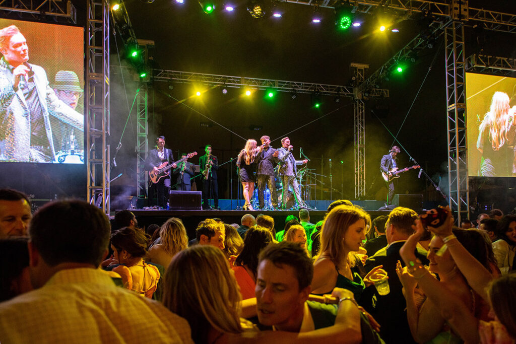 Uptown Live band