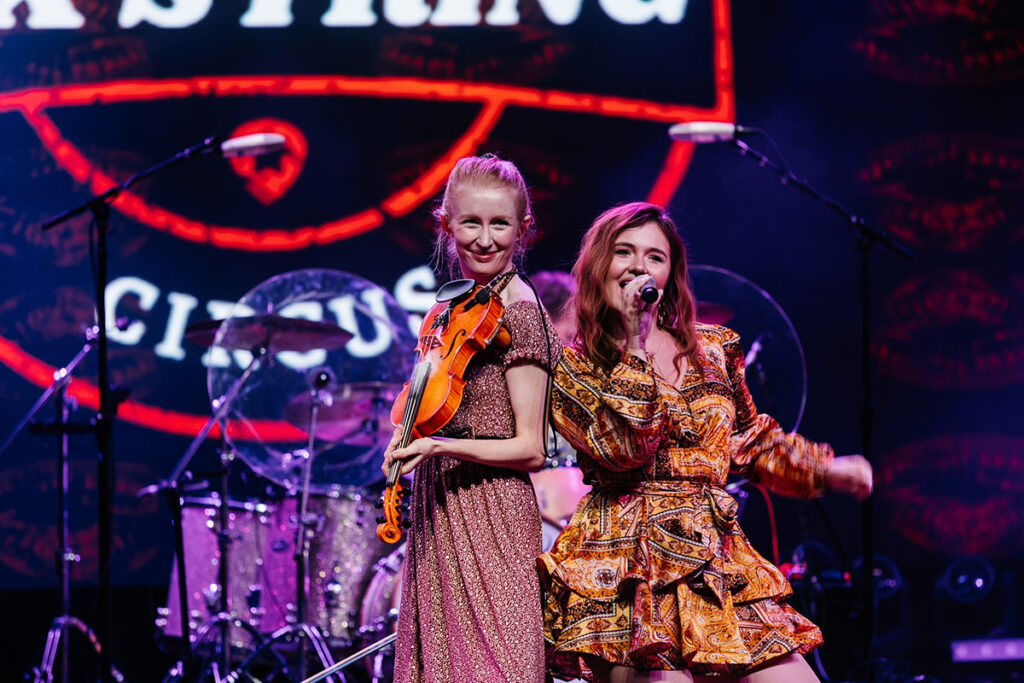 Six String Circus